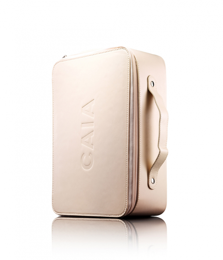 Perfect Travel Toiletry Bag | Makeup from CAIA Cosmetics