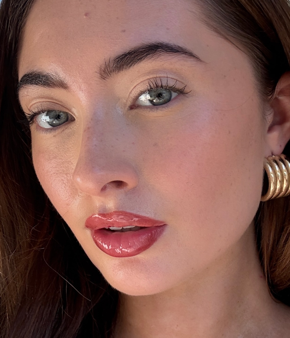 FRONT ROW CONCEALER 2C FRONT ROW CONCEALER 2C