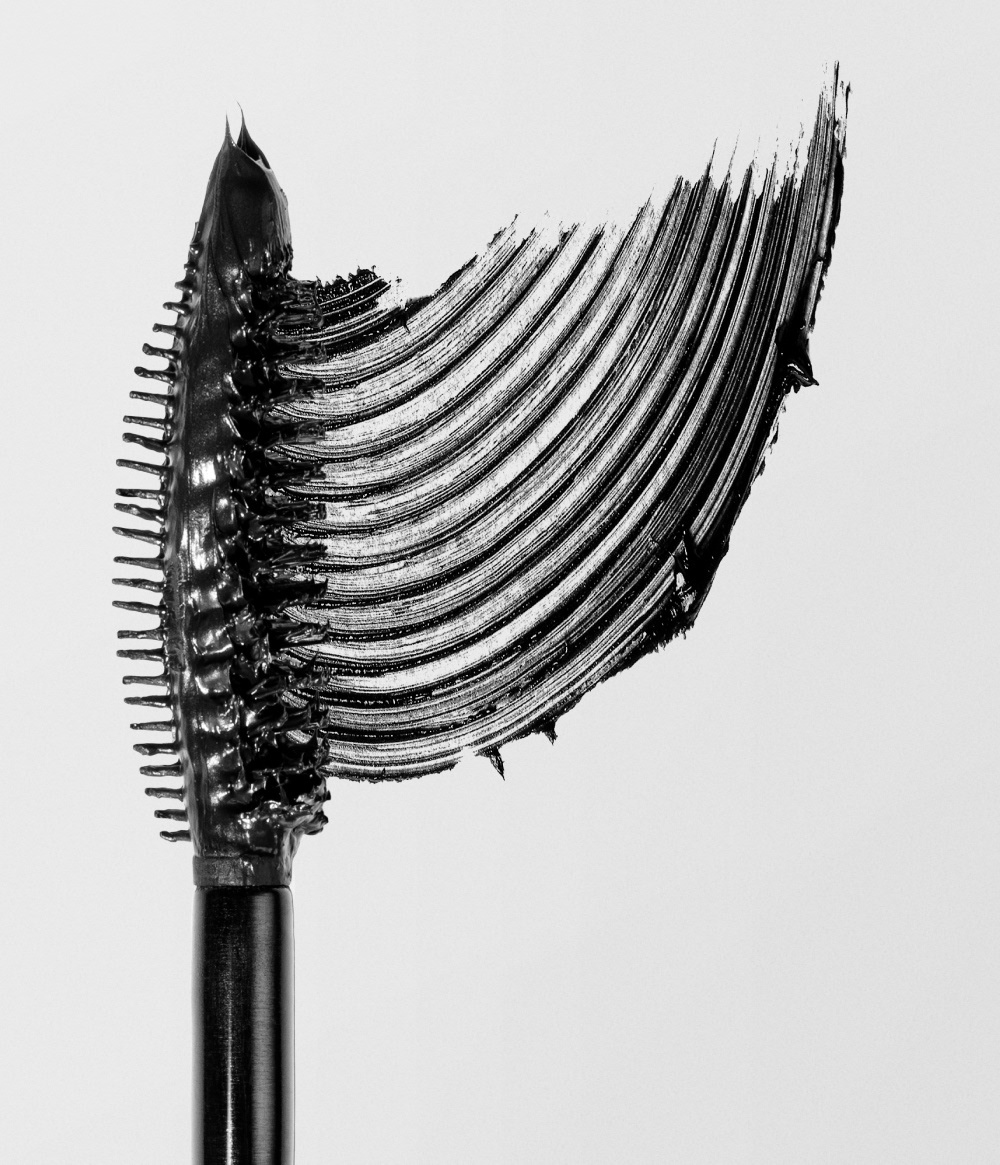 ROMANTIQUE MASCARA BLACK