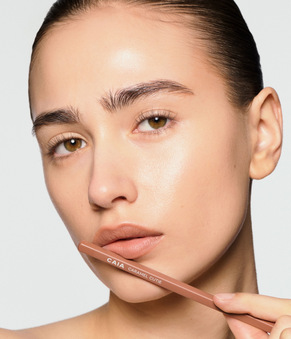 カシー化粧品ラフランス CARAMEL CUTIE - CAIA Cosmetics